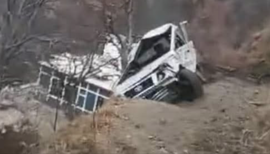 Vehicle Falls In Gorge In Doda; 7 Injured